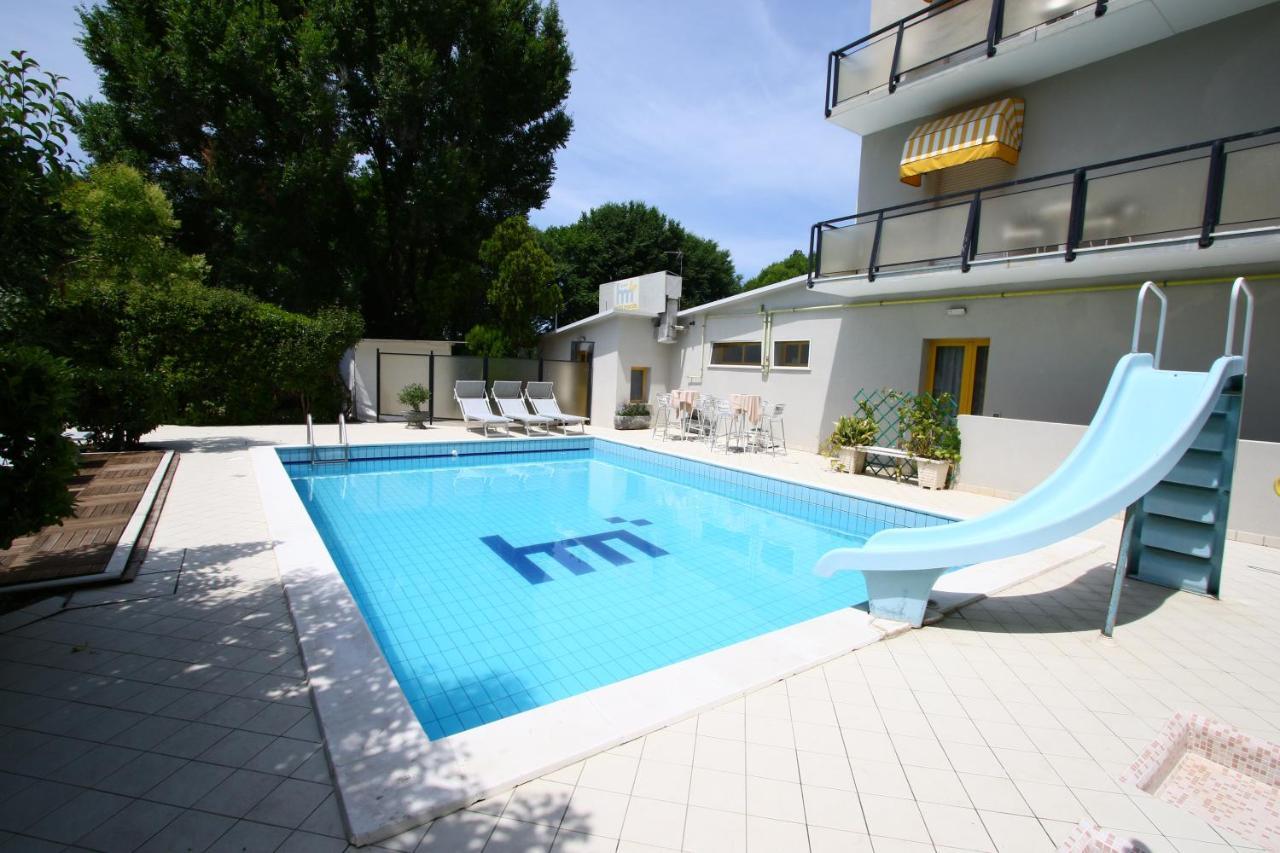 Hotel Hotel Marzia Con Piscina
